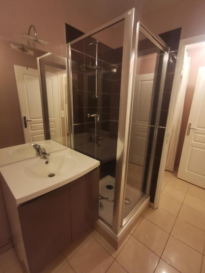 Logement En Hypercentre Dans Une Residence Amiens Exteriör bild